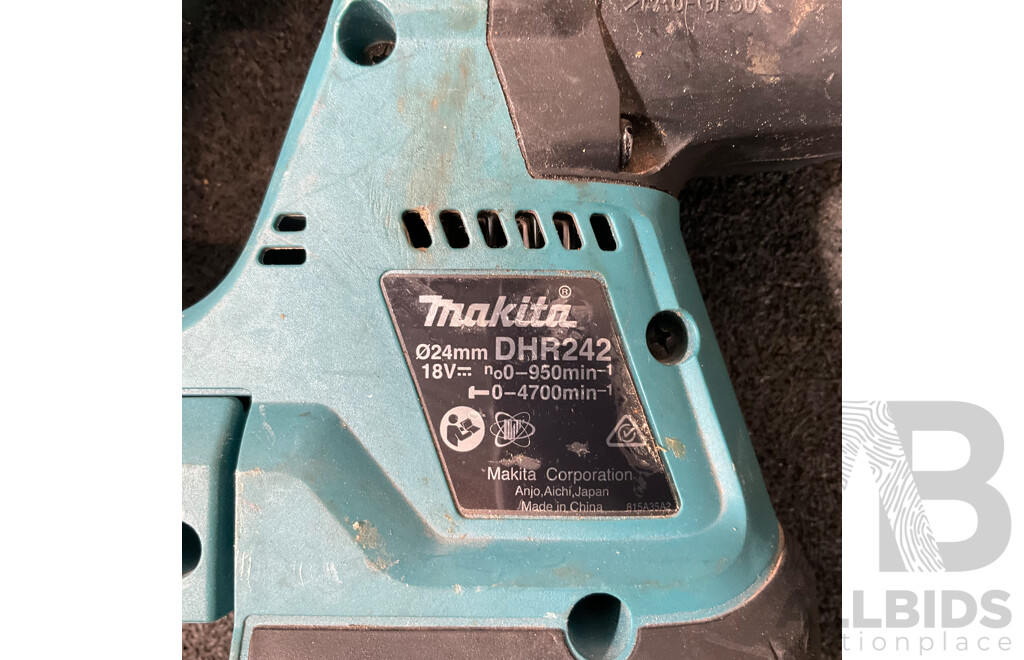 MAKITA 18V Power Tools and Bag, Inlcuding Jobsite Radio (BMR102), Rotary Hammer Drill (DHR242) and Others - Lot of 7