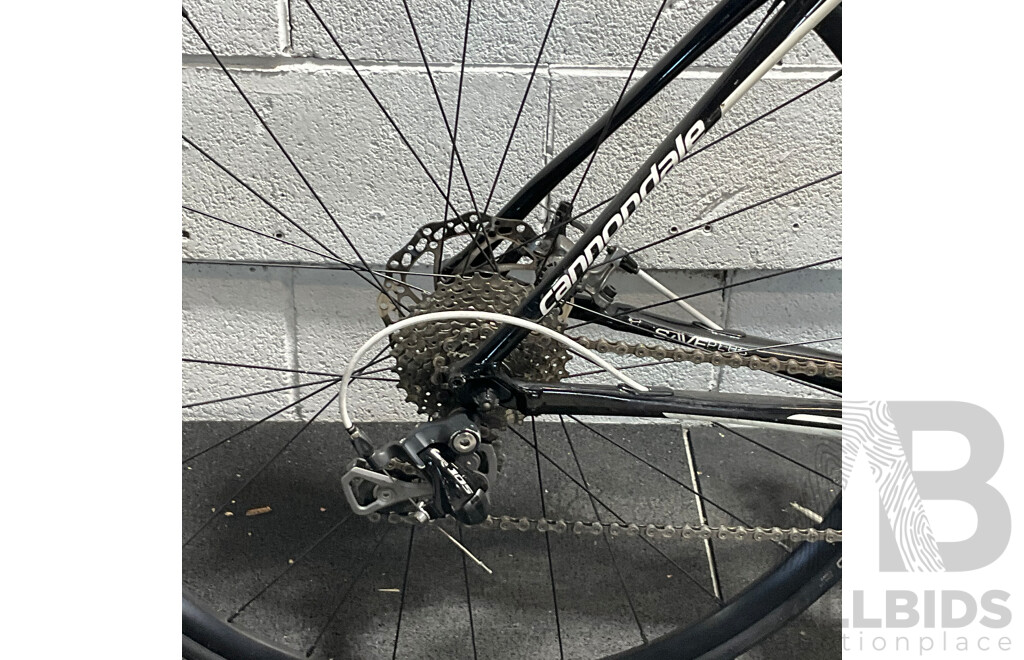 CANNONDALE Road Bike