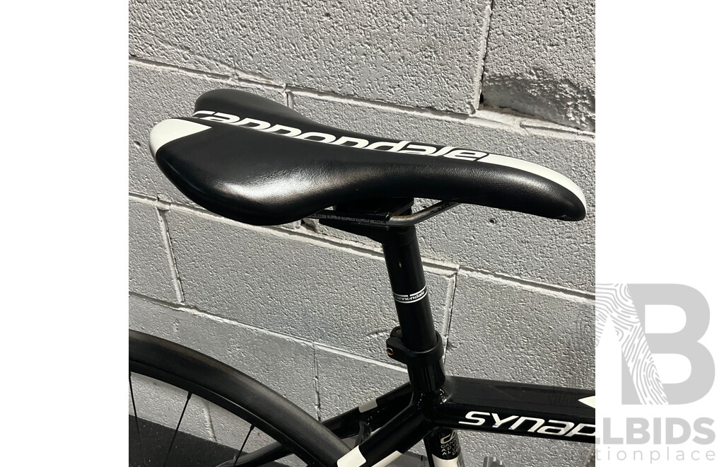 CANNONDALE Road Bike