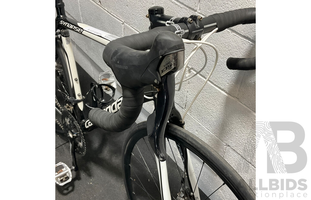 CANNONDALE Road Bike