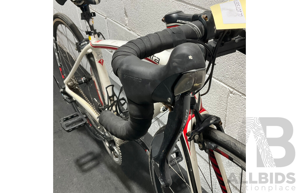 SPECIALIZED Amira Road Bike