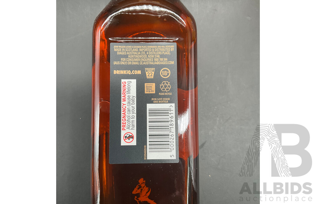 JOHNNIE WALKER Boxed Black Lable 12 Year Blended Scotch Whisky 700ml - Lot of 2