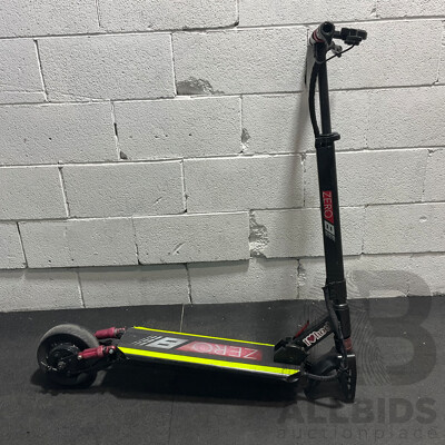 ZERO 8 Electric Scooter