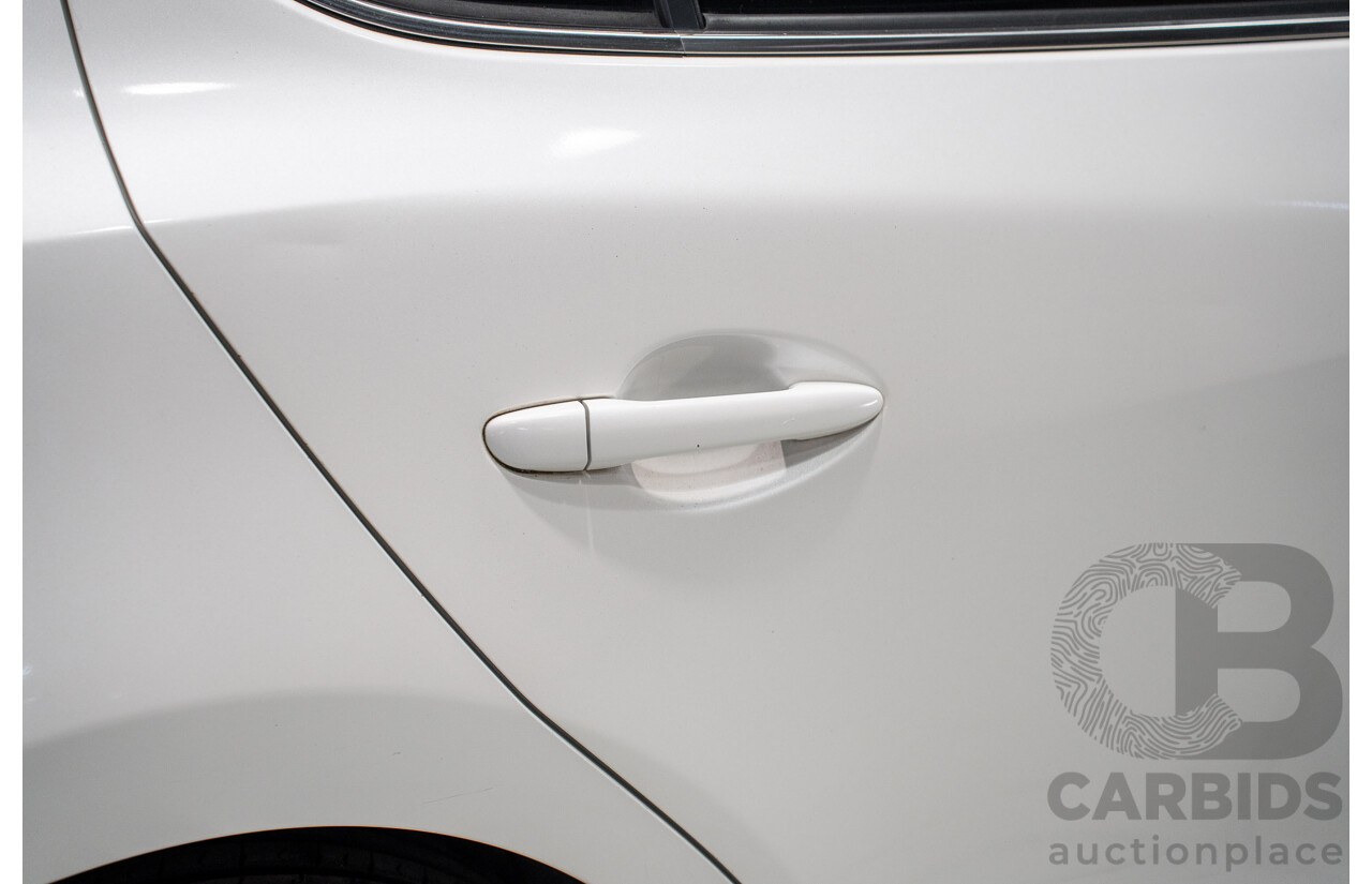 03/2015 Mazda Mazda3 SP25 BM MY15 4d Sedan White 2.5L