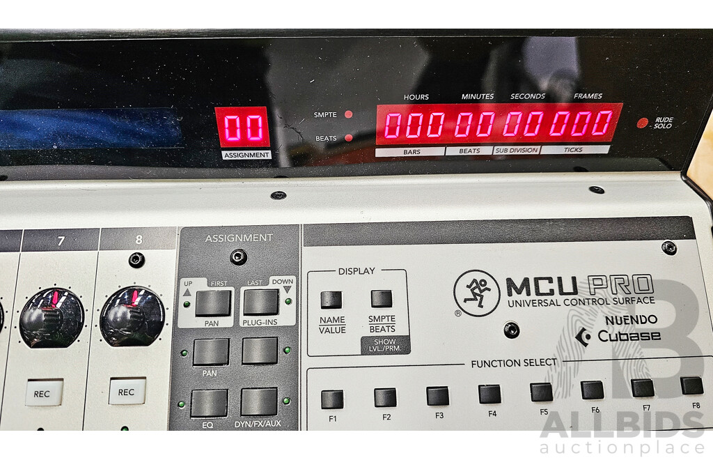 Mackie MCU Pro 8 Channel USB Control Surface