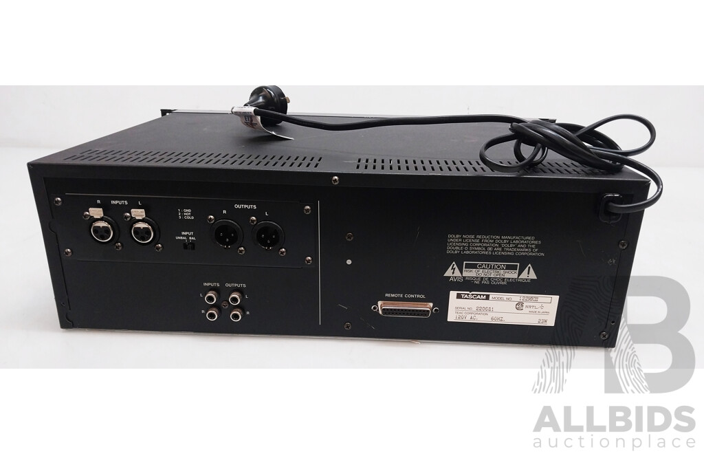 Tascam 122 MKIII Professional Three Head Cassette Deck
