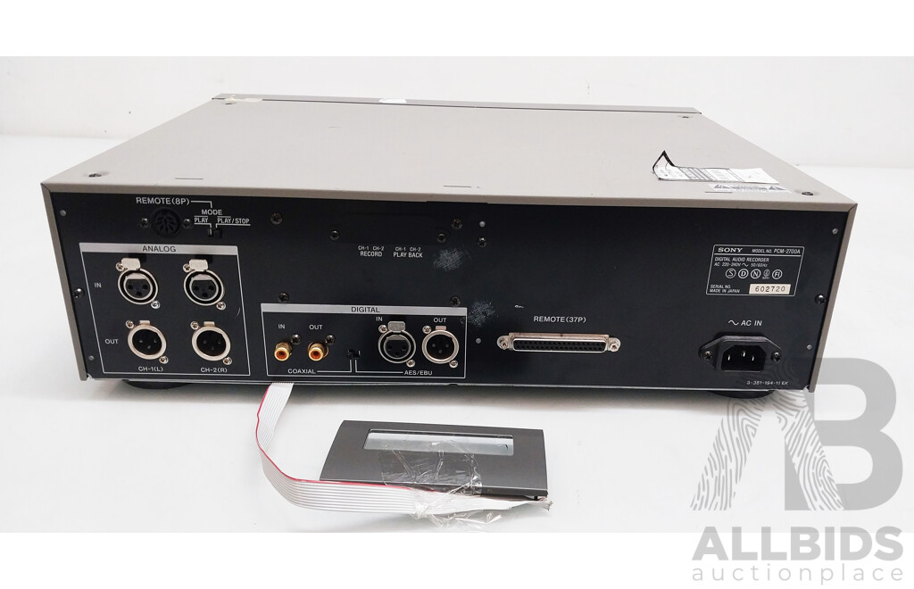 Sony (PCM-2700A) Professional 4-head Digital Tape Recorder
