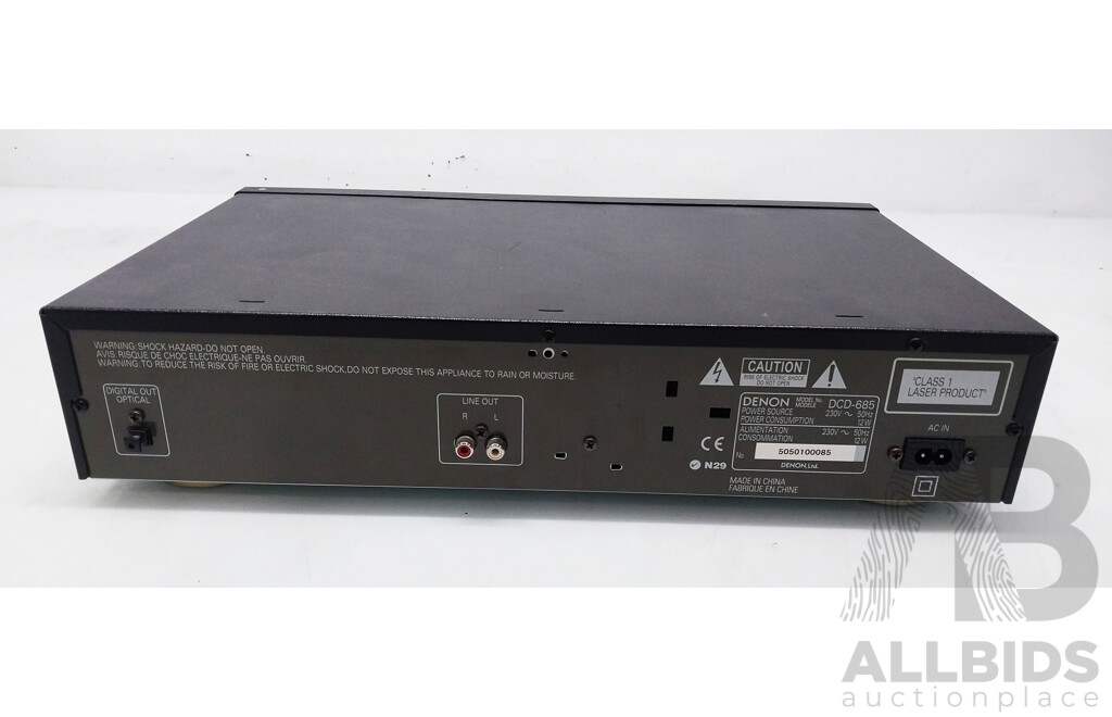 Denon (DCD-685) AM CD Player