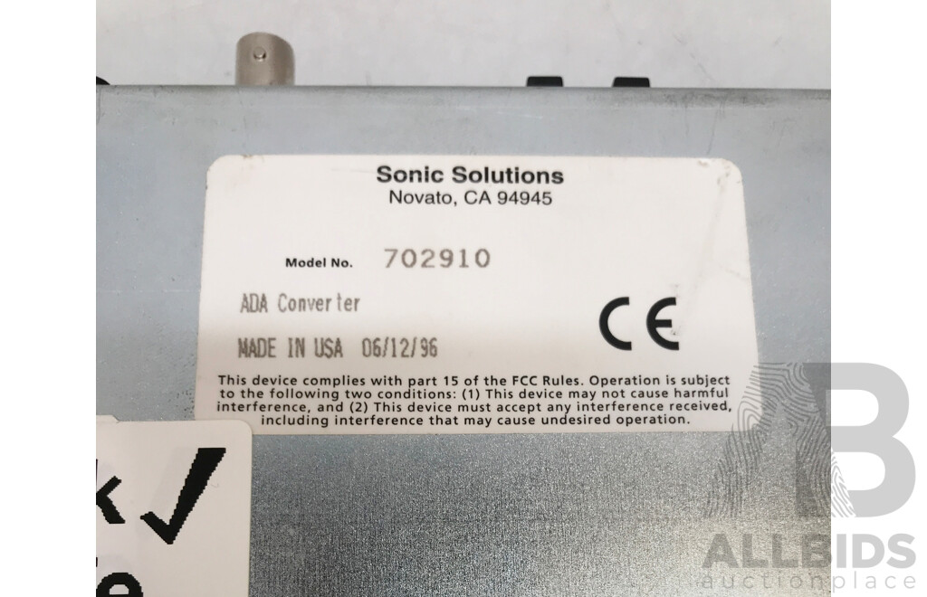 Sonic Solutions (702910) Professional A/D and D/A Converter