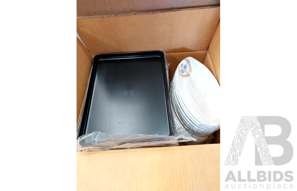 Pallet Lot of Assorted Catering/Restaurant Equipment Including Bento Boxes, Trays, Pitchers, Containers, and More