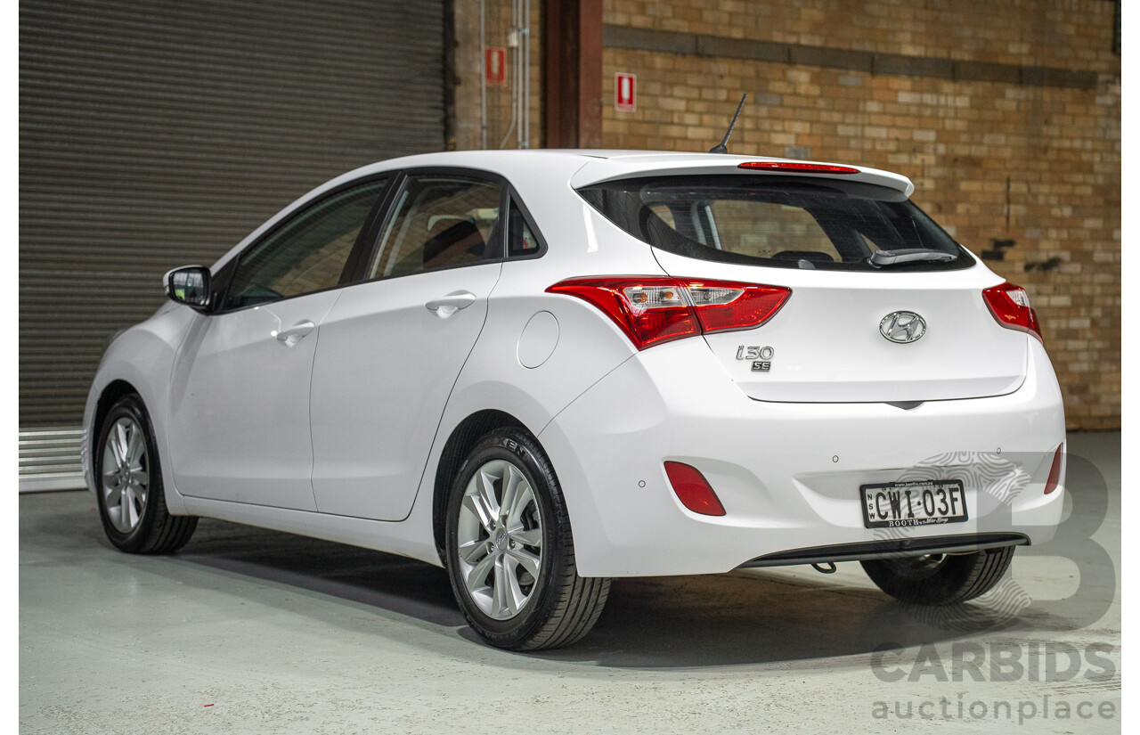 10/2014 Hyundai I30 Trophy GD MY14 5d Hatchback White 1.8L