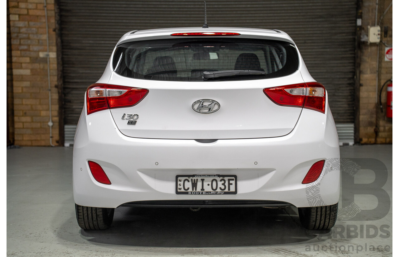 10/2014 Hyundai I30 Trophy GD MY14 5d Hatchback White 1.8L