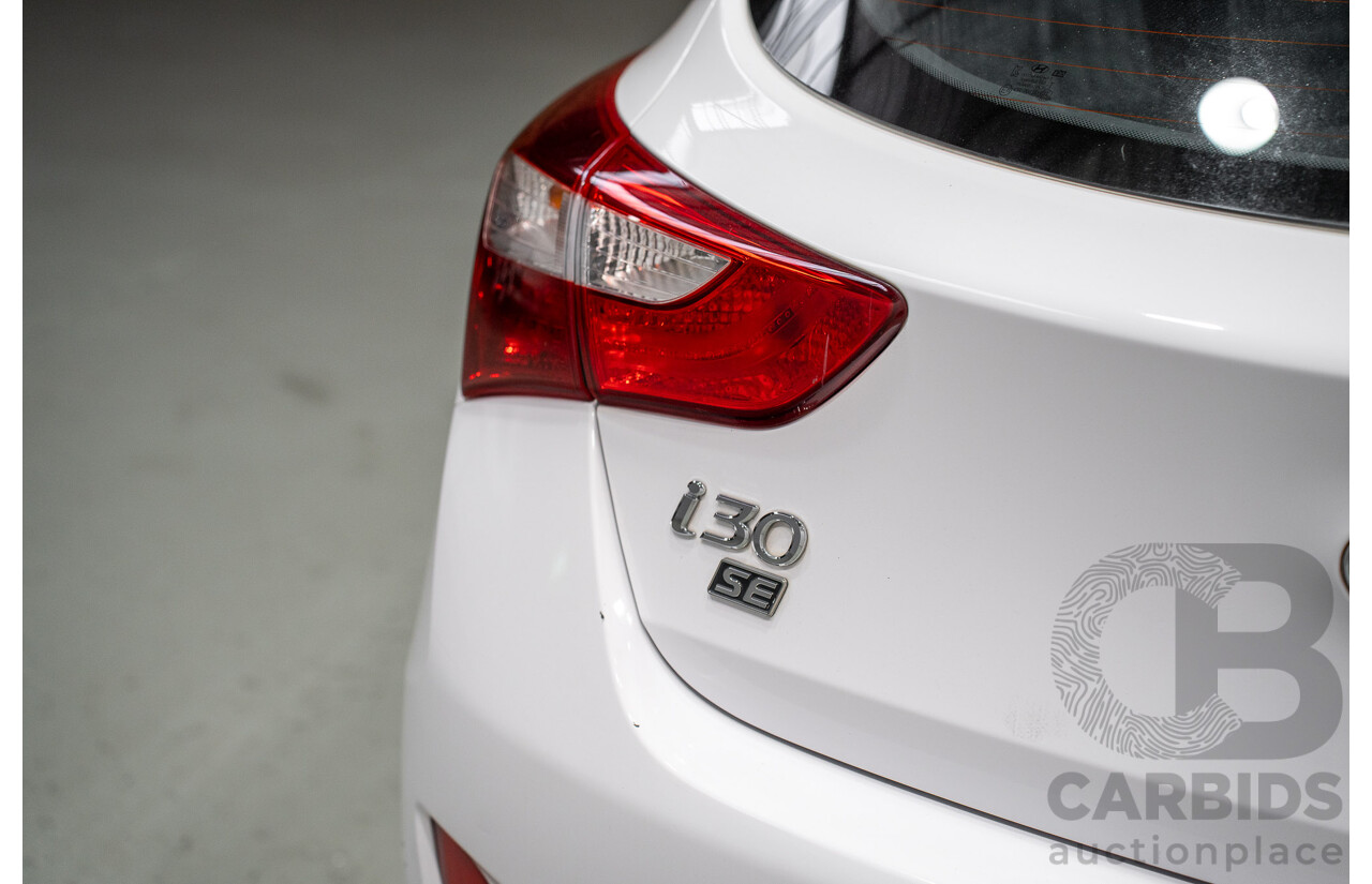 10/2014 Hyundai I30 Trophy GD MY14 5d Hatchback White 1.8L