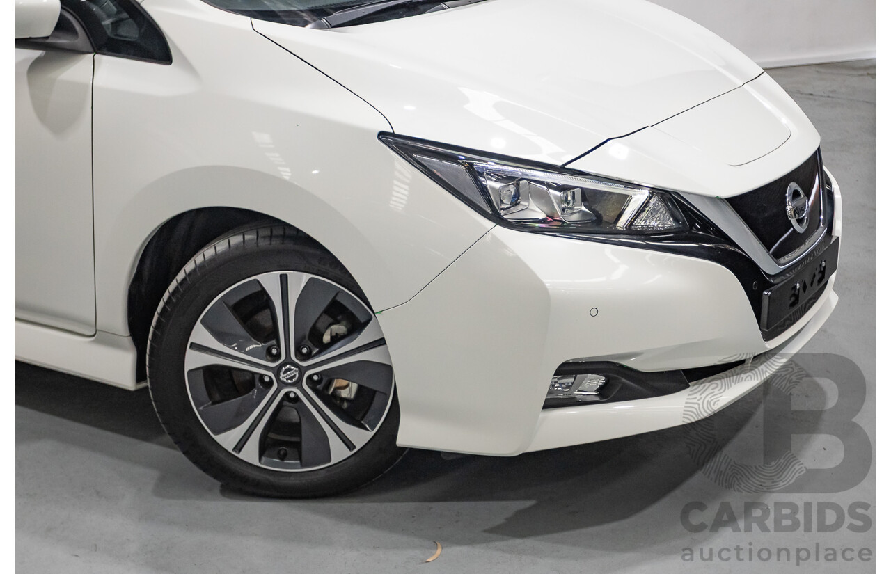 4/2020 Nissan Leaf ZE1 4d Hatchback Super White Dedicated Electric EV 110kw
