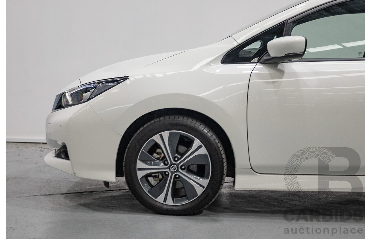4/2020 Nissan Leaf ZE1 4d Hatchback Super White Dedicated Electric EV 110kw