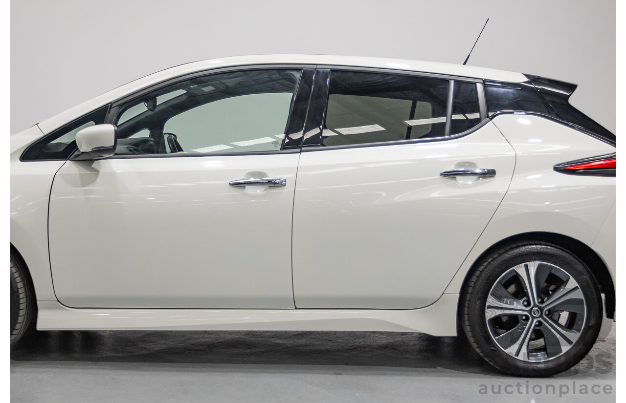 4/2020 Nissan Leaf ZE1 4d Hatchback Super White Dedicated Electric EV 110kw