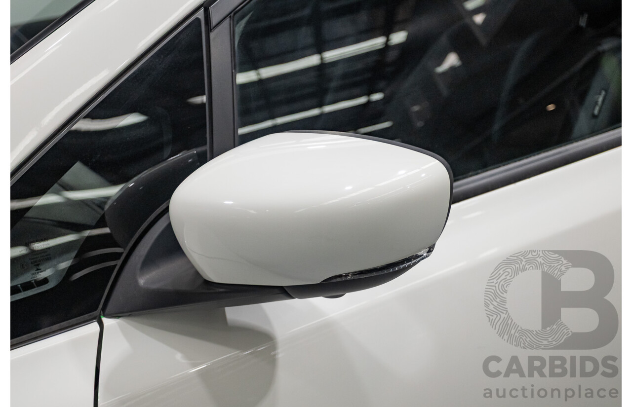 4/2020 Nissan Leaf ZE1 4d Hatchback Super White Dedicated Electric EV 110kw