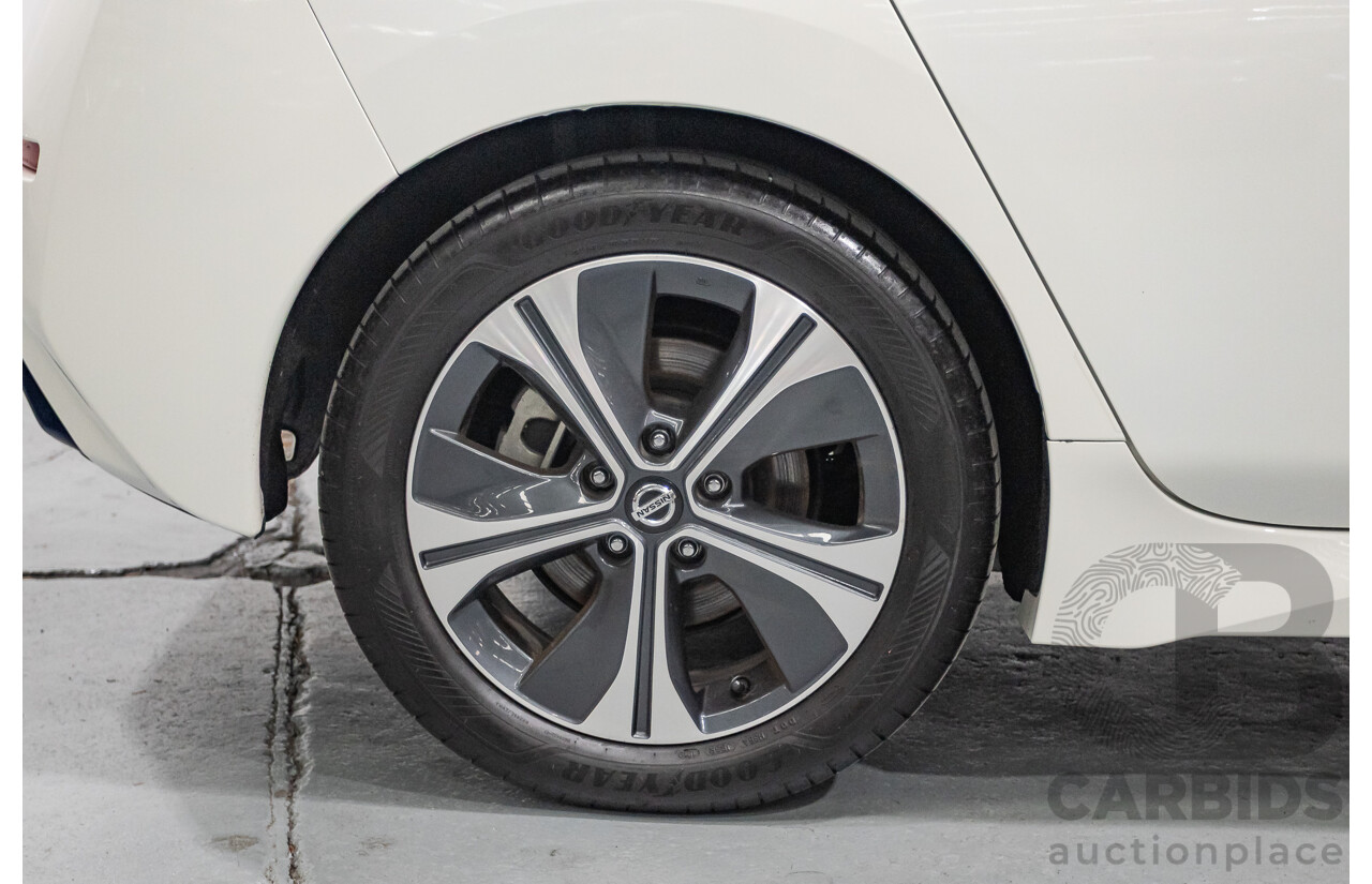4/2020 Nissan Leaf ZE1 4d Hatchback Super White Dedicated Electric EV 110kw