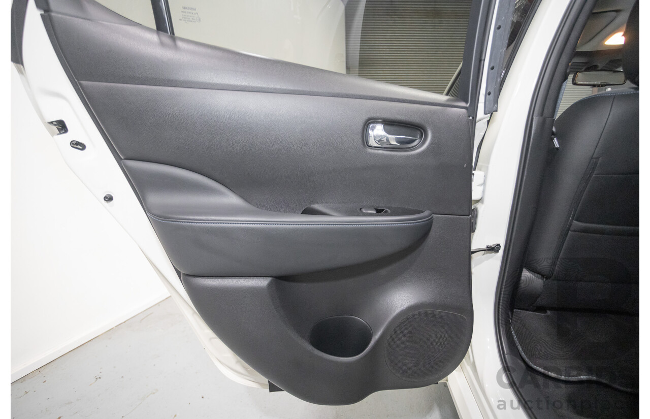 4/2020 Nissan Leaf ZE1 4d Hatchback Super White Dedicated Electric EV 110kw