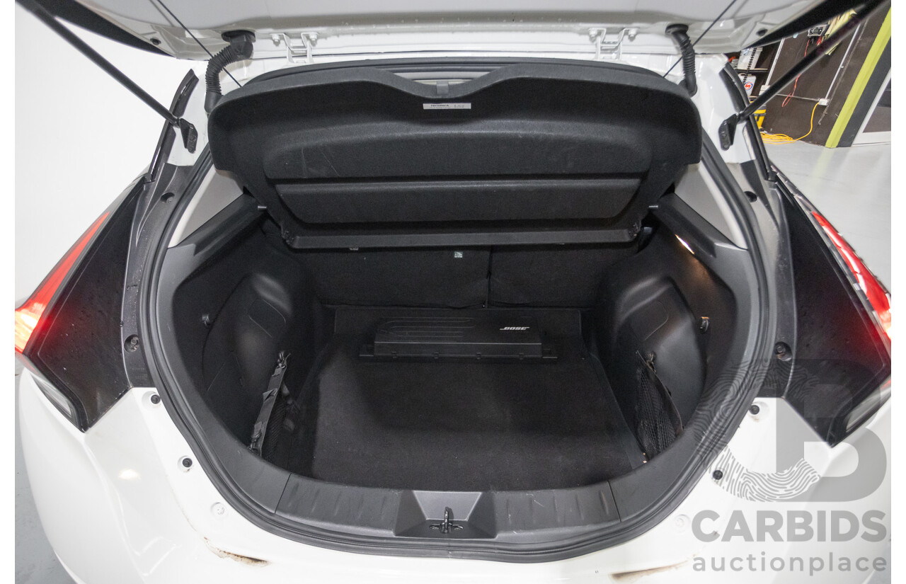 4/2020 Nissan Leaf ZE1 4d Hatchback Super White Dedicated Electric EV 110kw