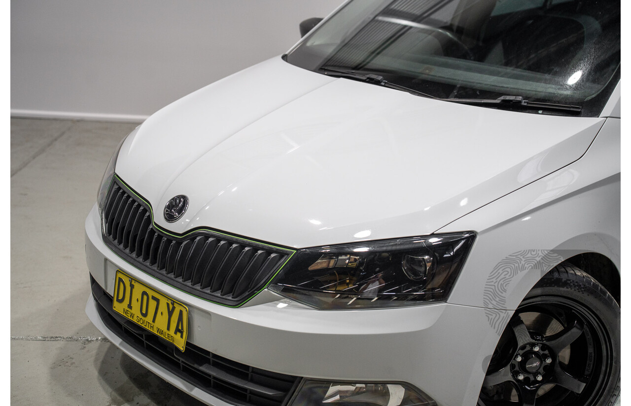 10/2015 Skoda Fabia 81 TSI FWD NJ 4d Wagon White 1.2L