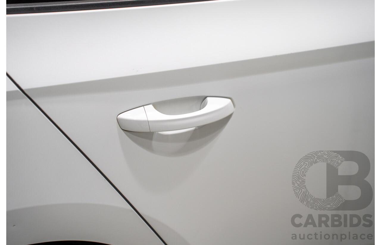 10/2015 Skoda Fabia 81 TSI FWD NJ 4d Wagon White 1.2L