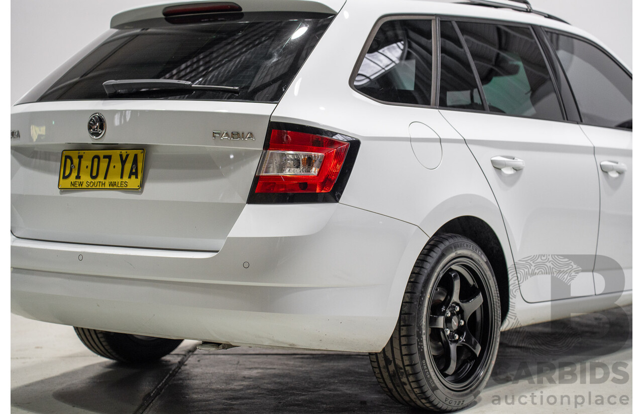 10/2015 Skoda Fabia 81 TSI FWD NJ 4d Wagon White 1.2L