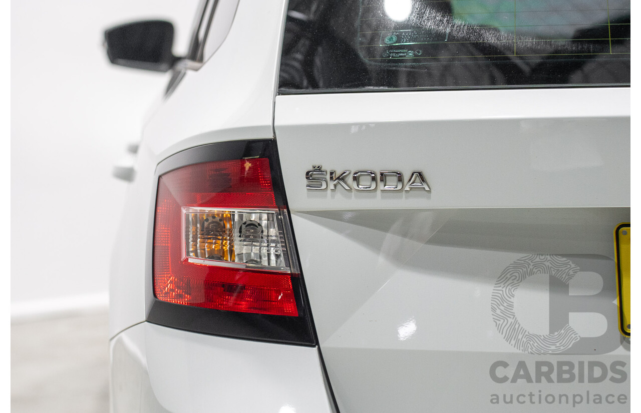 10/2015 Skoda Fabia 81 TSI FWD NJ 4d Wagon White 1.2L