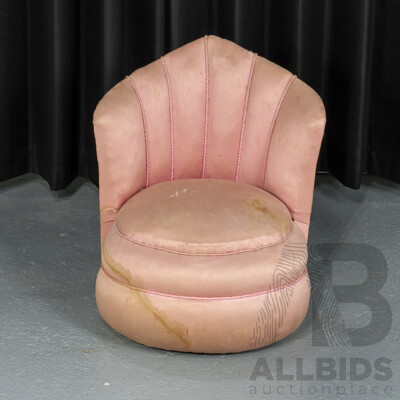Velvet Channel-tufted Tub Chair