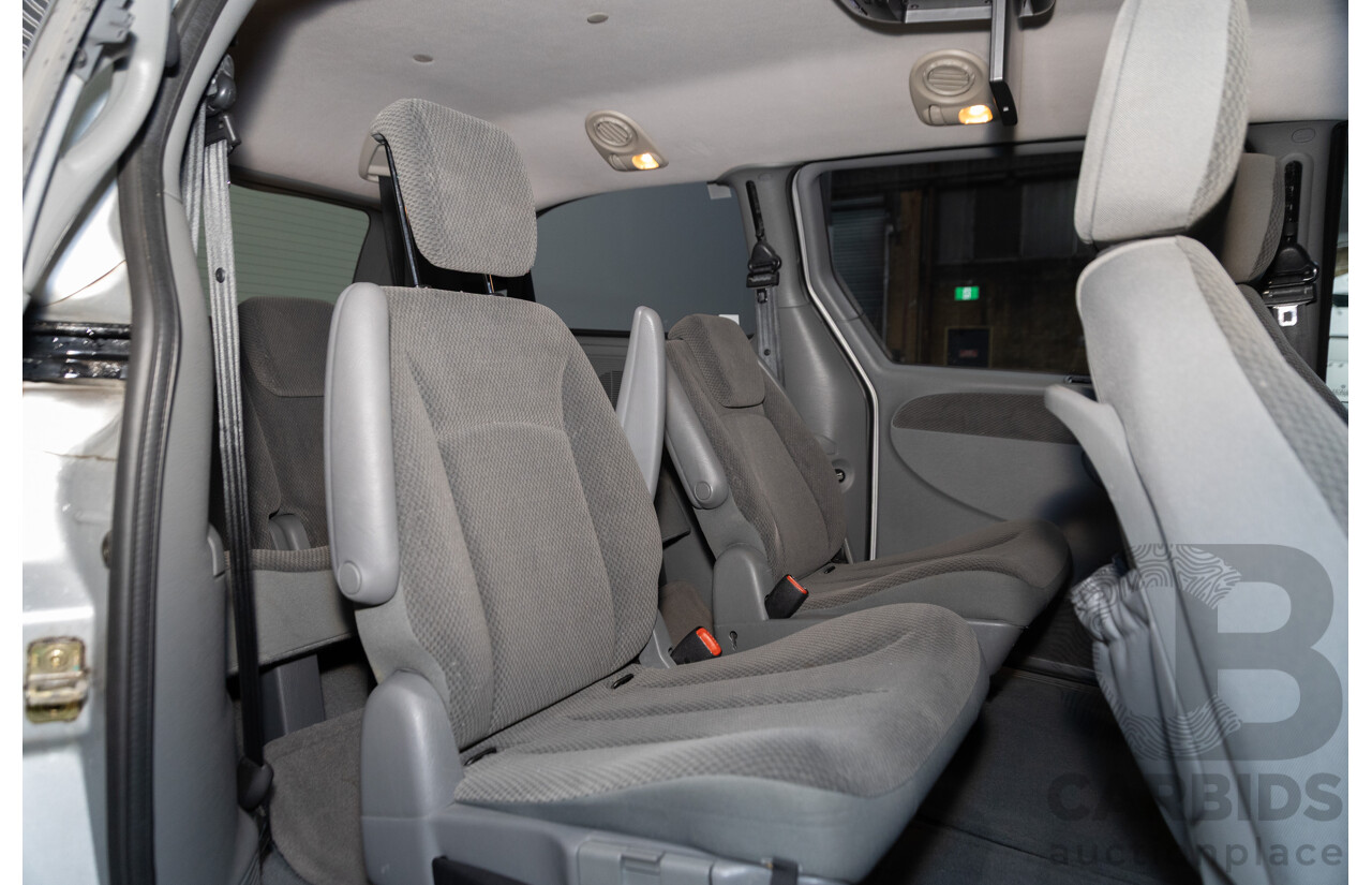 07/2006 Chrysler Voyager LX RG 05 Upgrade 4D Wagon Silver V6 3.3L