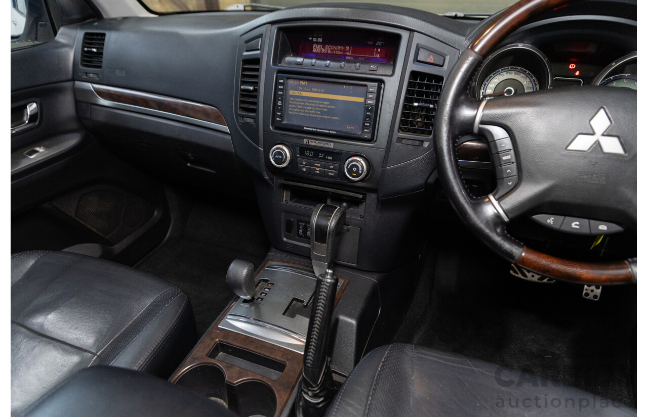 06/2010 Mitsubishi Pajero Exceed LWB (4x4) NT MY10 4d Wagon White Turbo Diesel 3.2L