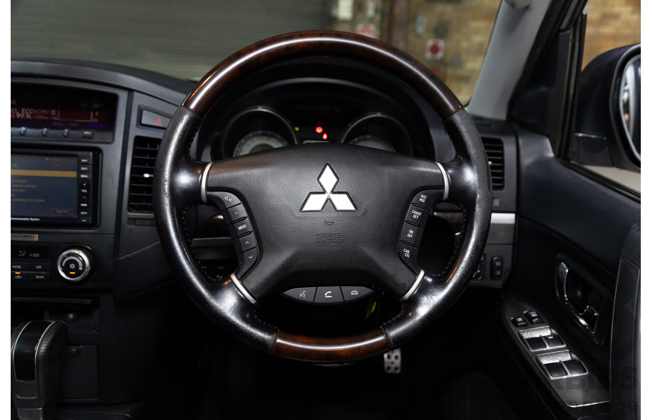 06/2010 Mitsubishi Pajero Exceed LWB (4x4) NT MY10 4d Wagon White Turbo Diesel 3.2L