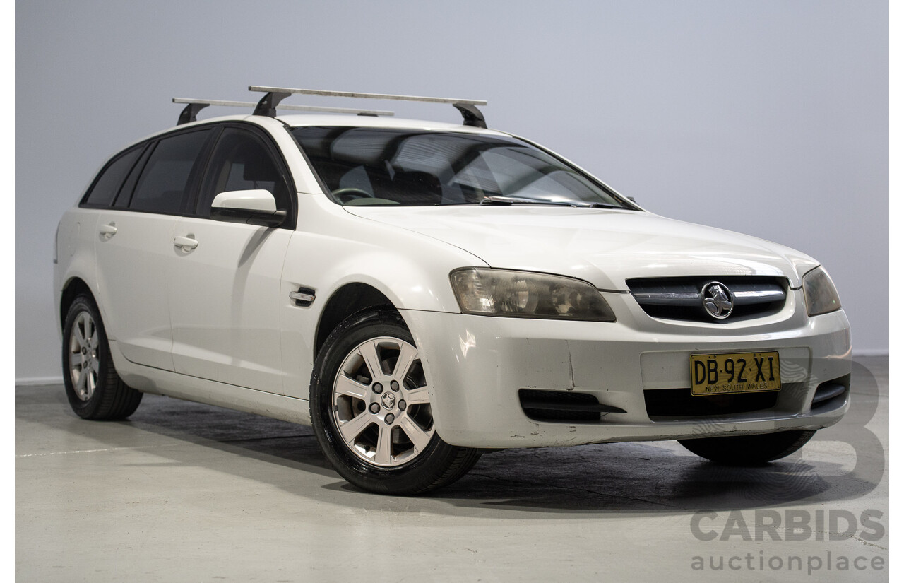 10/2008 Holden Commodore Omega VE MY09 4d Sportwagon White 3.6L