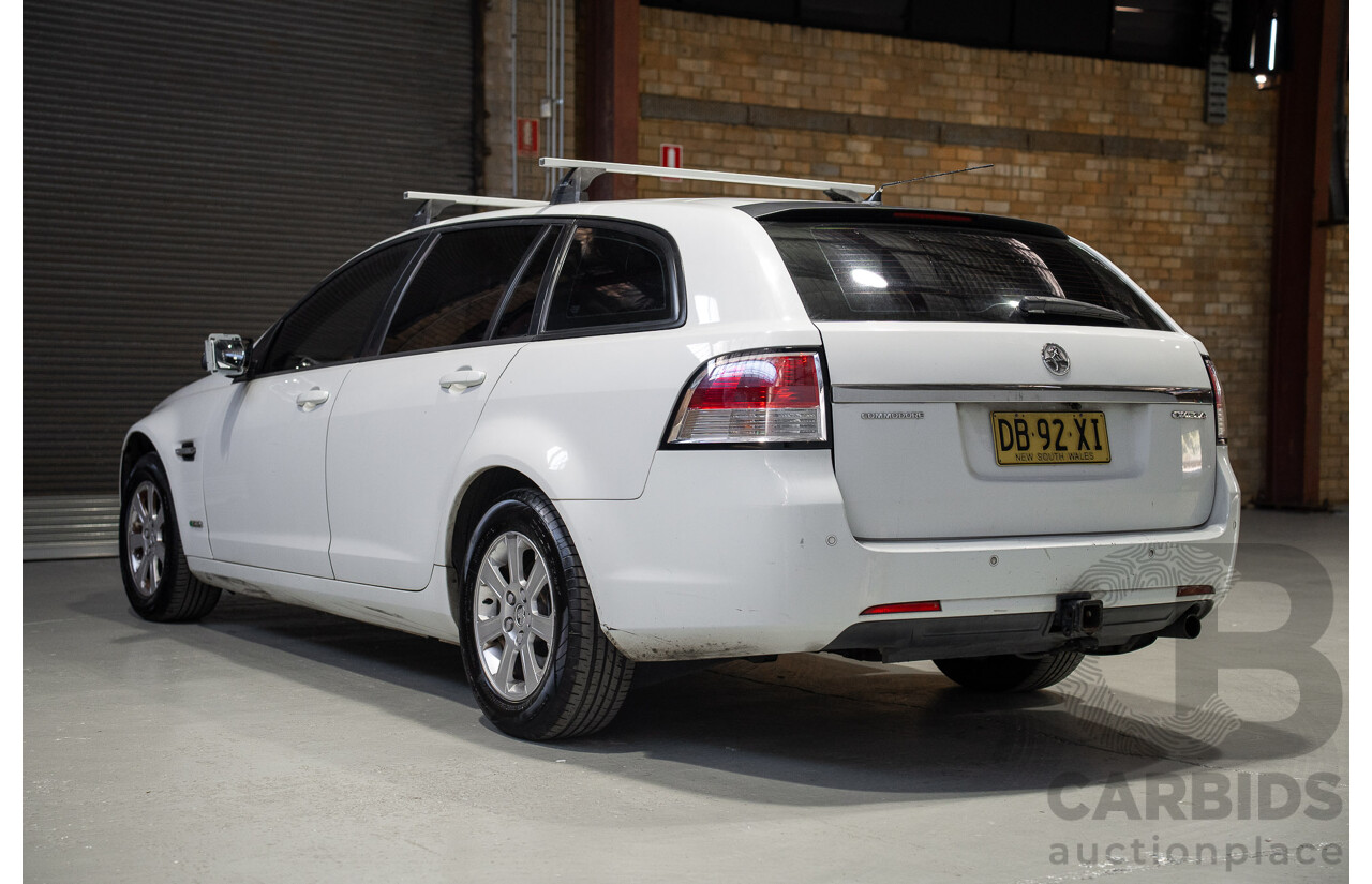 10/2008 Holden Commodore Omega VE MY09 4d Sportwagon White 3.6L