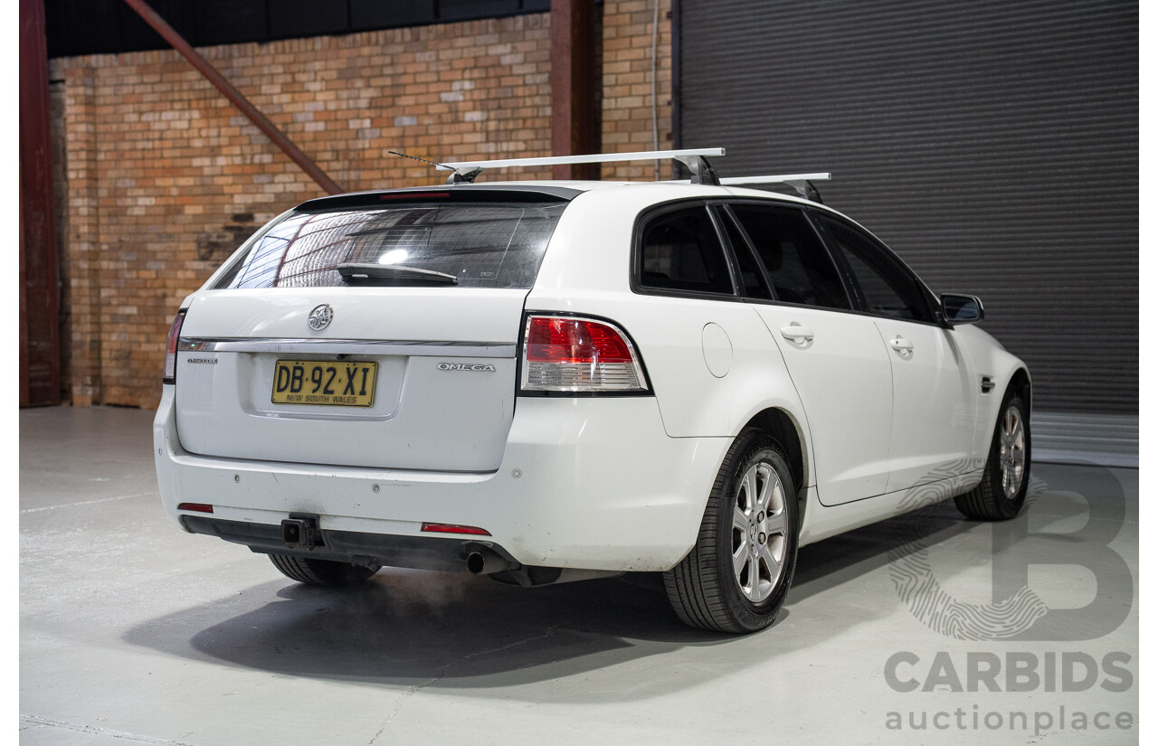 10/2008 Holden Commodore Omega VE MY09 4d Sportwagon White 3.6L