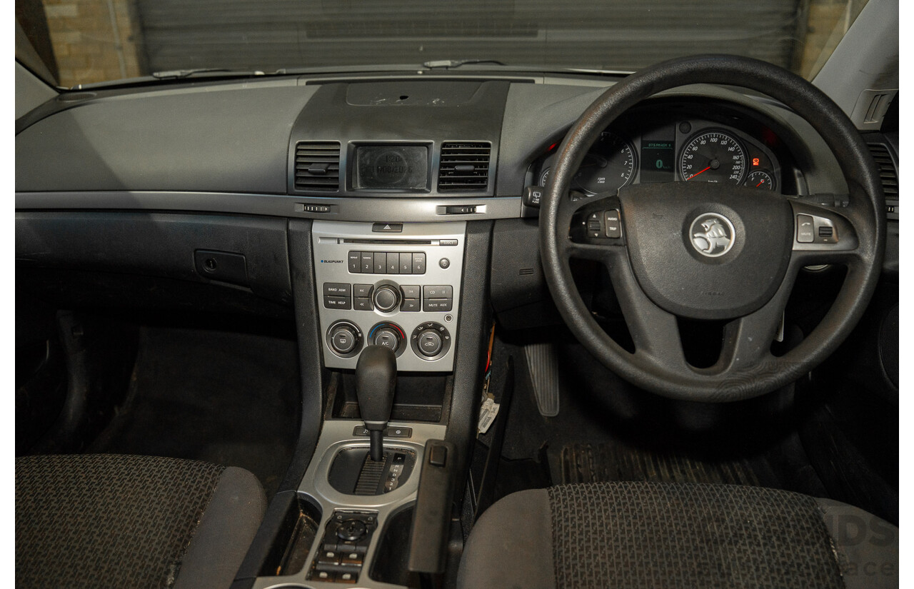 10/2008 Holden Commodore Omega VE MY09 4d Sportwagon White 3.6L