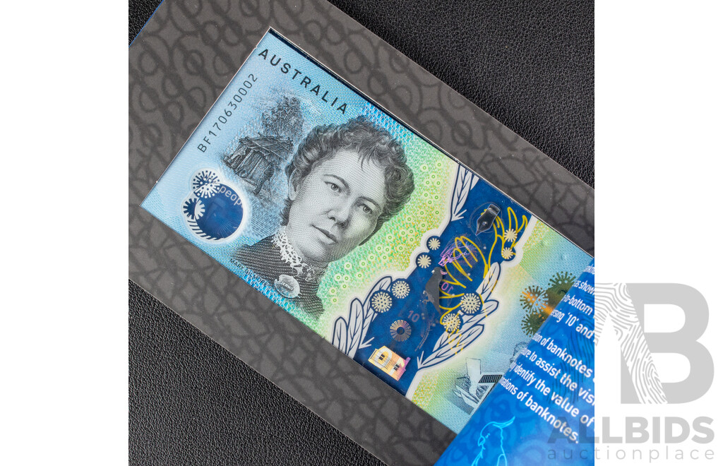 Two Australian RBA 2017 UNC Ten Dollar Banknotes, Lowe/Fraser, Consecutive BF170630002 - BF170630003