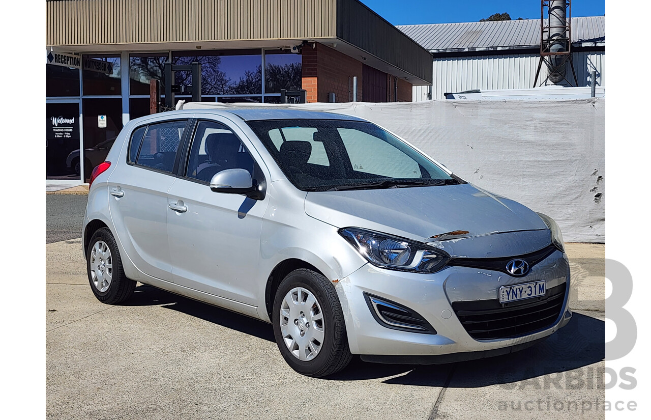 05/2014 Hyundai i20 Active PB MY14 5d Hatchback Silver 1.4L