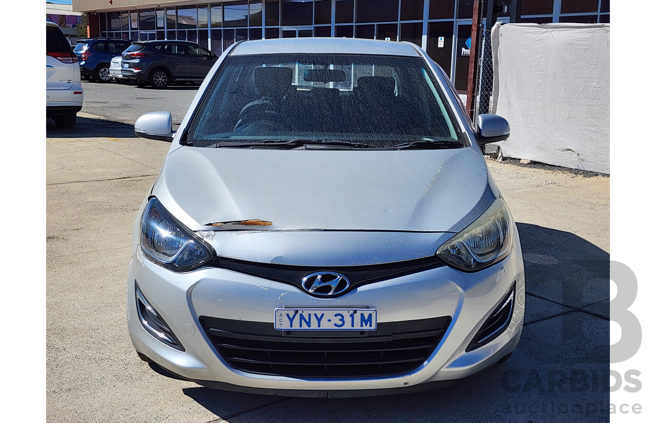 05/2014 Hyundai i20 Active PB MY14 5d Hatchback Silver 1.4L