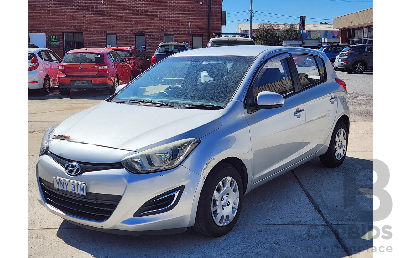 05/2014 Hyundai i20 Active PB MY14 5d Hatchback Silver 1.4L