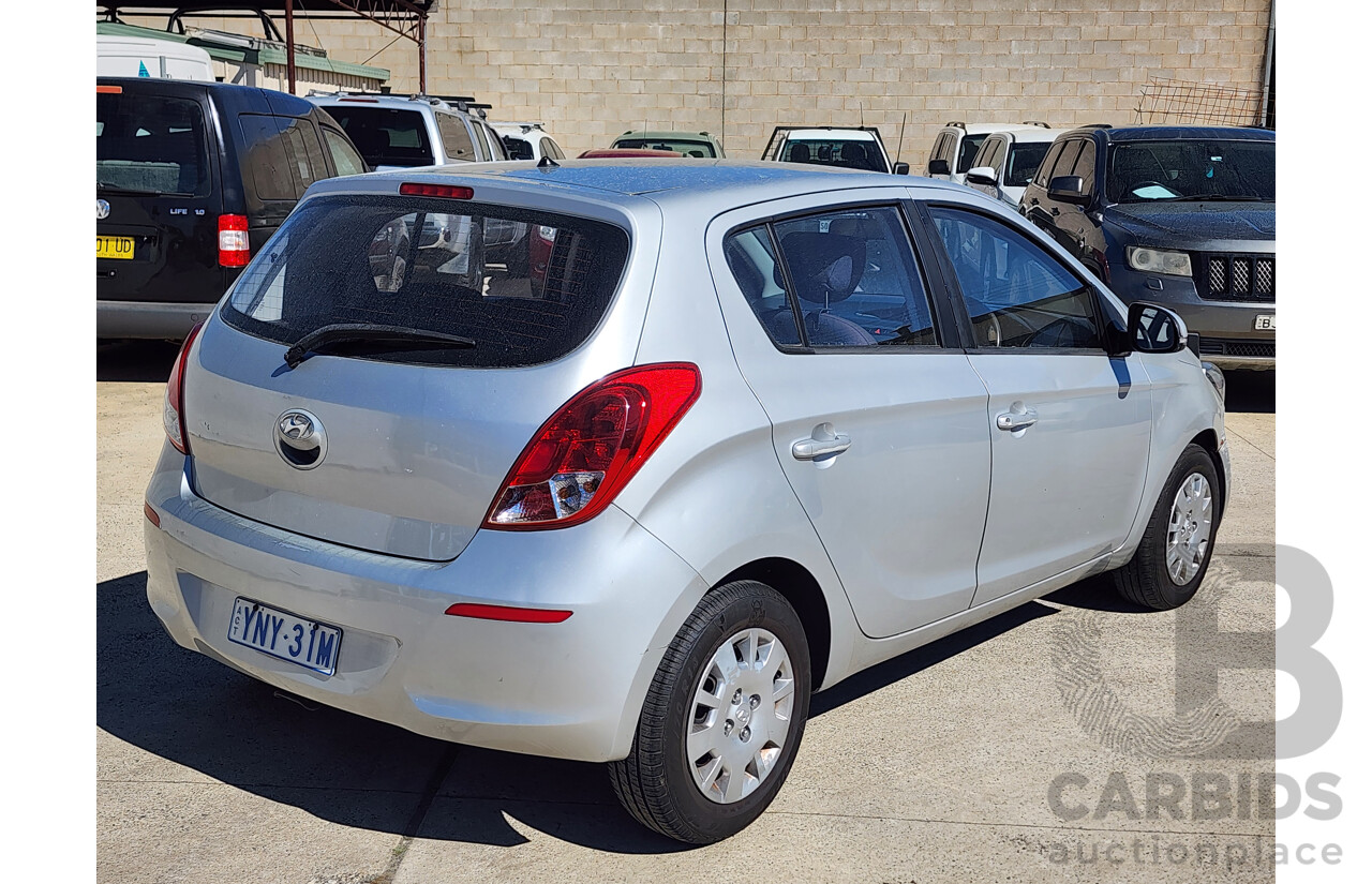 05/2014 Hyundai i20 Active PB MY14 5d Hatchback Silver 1.4L
