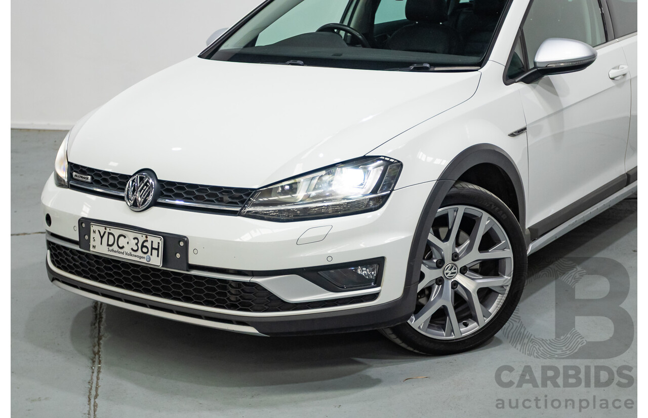 4/2016 Volkswagen Golf Alltrack 132 TSI (AWD) AU MY16 4d Wagon Pure White Turbo 1.8L