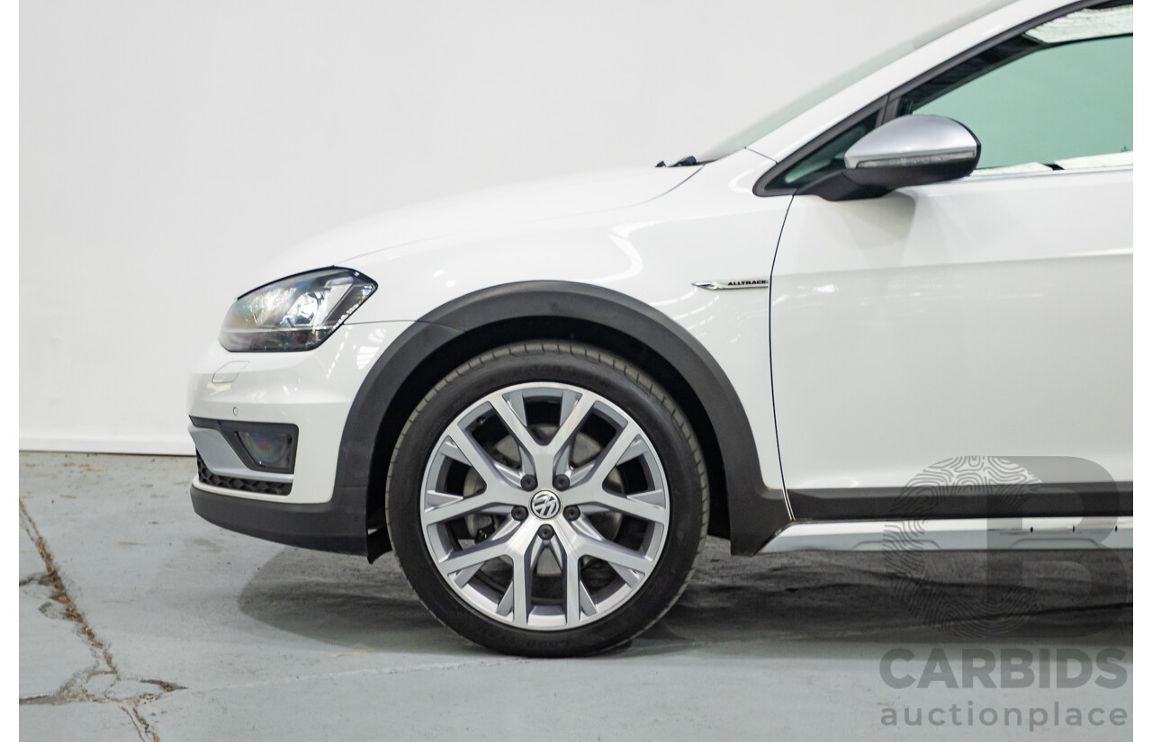 4/2016 Volkswagen Golf Alltrack 132 TSI (AWD) AU MY16 4d Wagon Pure White Turbo 1.8L
