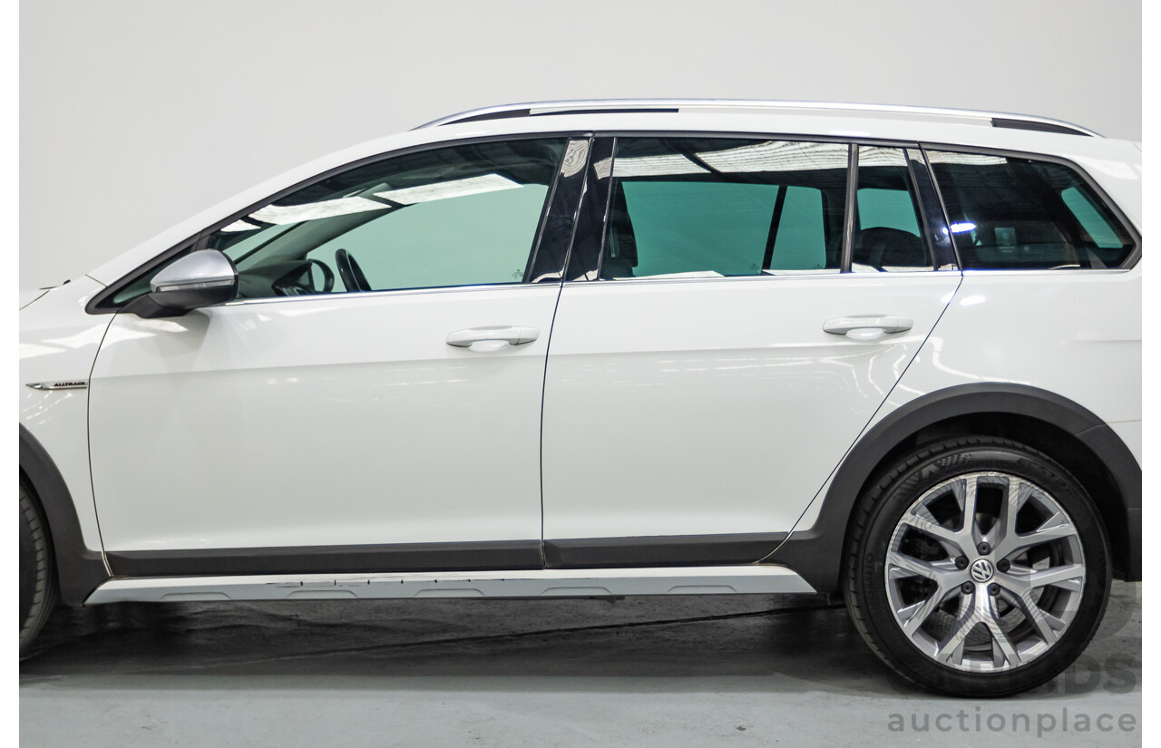 4/2016 Volkswagen Golf Alltrack 132 TSI (AWD) AU MY16 4d Wagon Pure White Turbo 1.8L