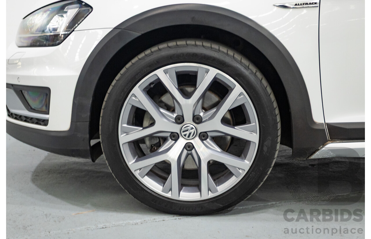 4/2016 Volkswagen Golf Alltrack 132 TSI (AWD) AU MY16 4d Wagon Pure White Turbo 1.8L