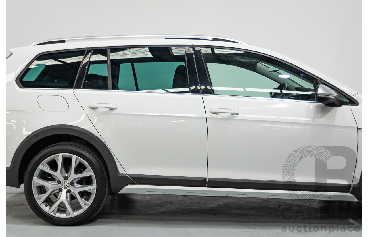 4/2016 Volkswagen Golf Alltrack 132 TSI (AWD) AU MY16 4d Wagon Pure White Turbo 1.8L