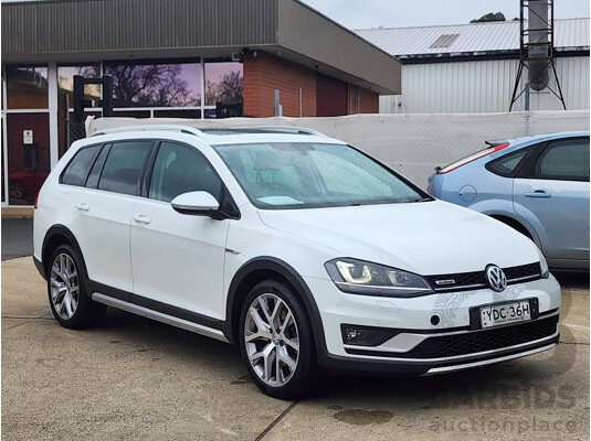 4/2016 Volkswagen Golf Alltrack 132 TSI (AWD) AU MY16 4d Wagon Pure White Turbo 1.8L