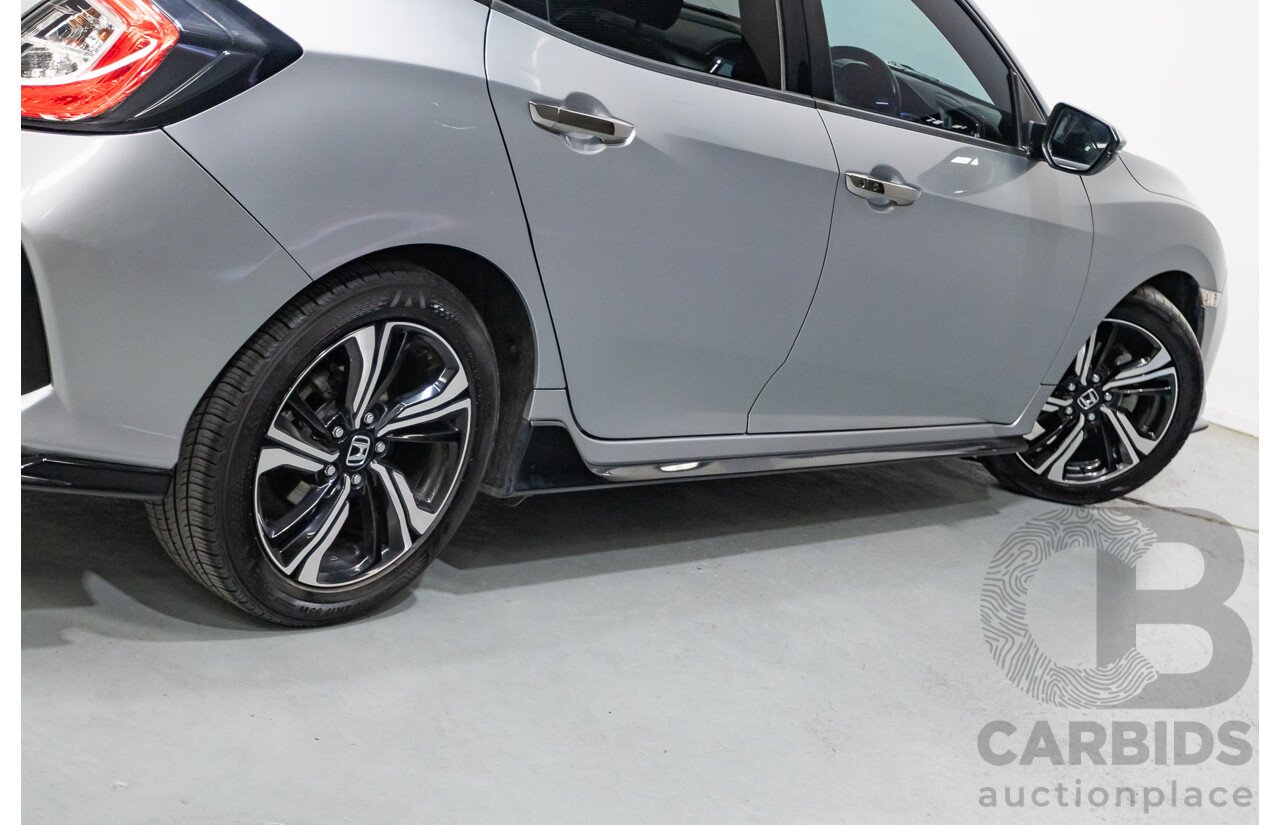 03/2018 Honda Civic RS MY17 5D Hatchback Lunar Silver Metallic Turbo 1.5L