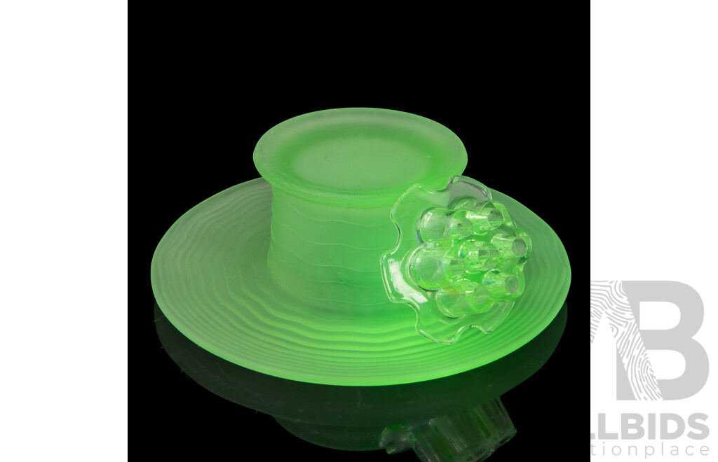 Vintage Bagley Art Deco Uranium Glass Posy Bowl and Frog