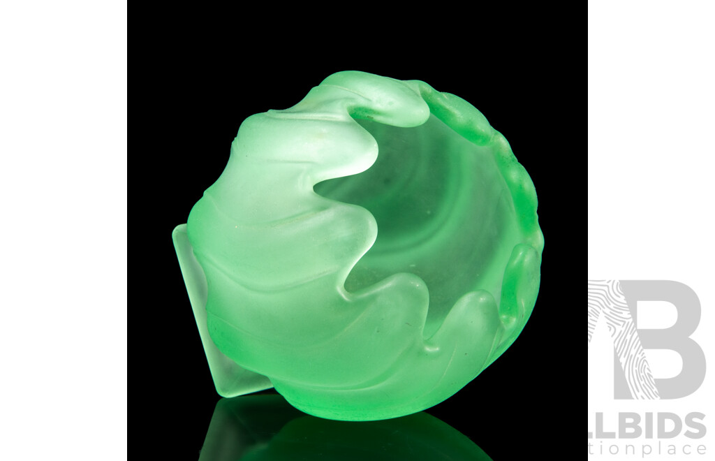 Vintage Bagley Uranium Glass Art Deco Equinox Vase